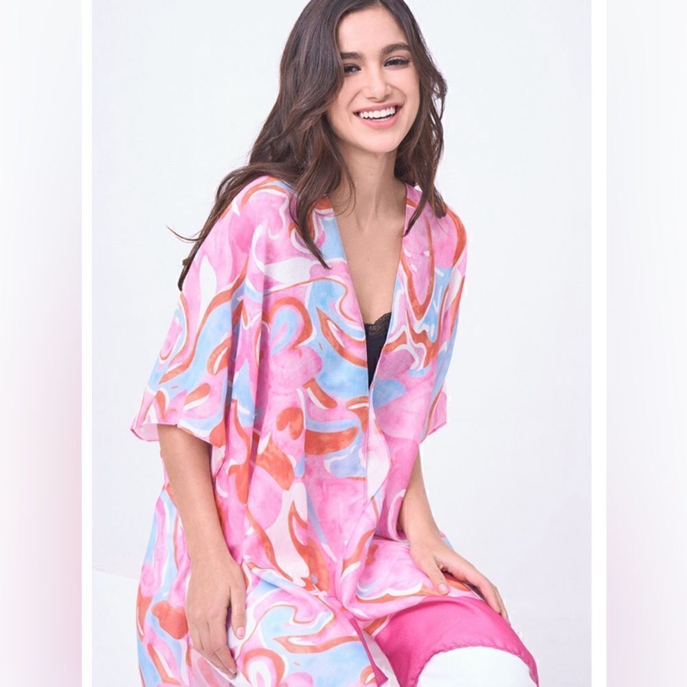 Do Everything in Love Kimono